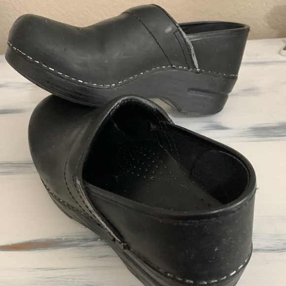 Black Dansko Clog - Picture 2 of 6